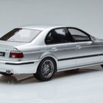 BMW M5 E39 Silver Otto 1:18 - image 2 of 7