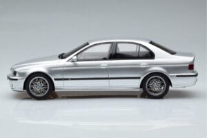 BMW M5 E39 Silver Otto 1:18 OT747B Resin — photo 3 of 7