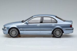 BMW M5 E39 Silverwater Blue Otto 1:18 OT554 Resin — photo 3 of 6
