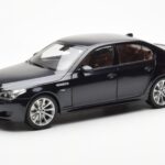 BMW M5 E60 Carbon Black Kyosho 1:18