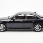 BMW M5 E60 Carbon Black Kyosho 1:18 - image 4 of 8