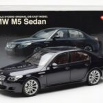 BMW M5 E60 Carbon Black Kyosho 1:18 - image 8 of 8