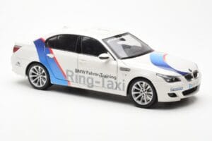 BMW M5 E60 Ring Taxi Nurburgring Kyosho 1:18 08593RT Diecast — photo 6 of 8
