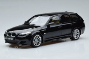 BMW M5 E61 Touring Black Otto 1:18