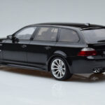 BMW M5 E61 Touring Black Otto 1:18 - image 5 of 6