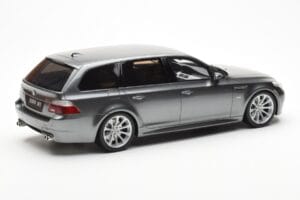 BMW M5 E61 Touring Grey Otto 1:18 OT189 Resin — photo 2 of 6