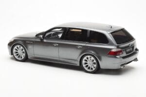 BMW M5 E61 Touring Grey Otto 1:18 OT189 Resin — photo 5 of 6