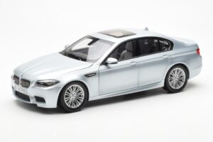 BMW M5 F10 Silverstone Silver Paragon 1:18 80432186353