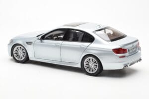 BMW M5 F10 Silverstone Silver Paragon 1:18 80432186353 Diecast — photo 7 of 8