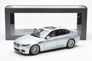 BMW M5 F10 Silverstone Silver Paragon 1:18 80432186353 Diecast — photo 8 of 8