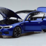 BMW M5 F90 Marina Bay Blue Norev 1:18 - image 2 of 7