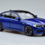 BMW M5 F90 Marina Bay Blue Norev 1:18 - image 5 of 7