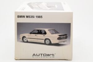BMW M535i E28 Alpine White AUTOart 1:18 75161 Diecast — photo 8 of 10