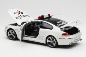 BMW M6 E63 MotoGP Safety Car 2006 Kyosho 1:18 08707GPB Diecast — photo 5 of 8