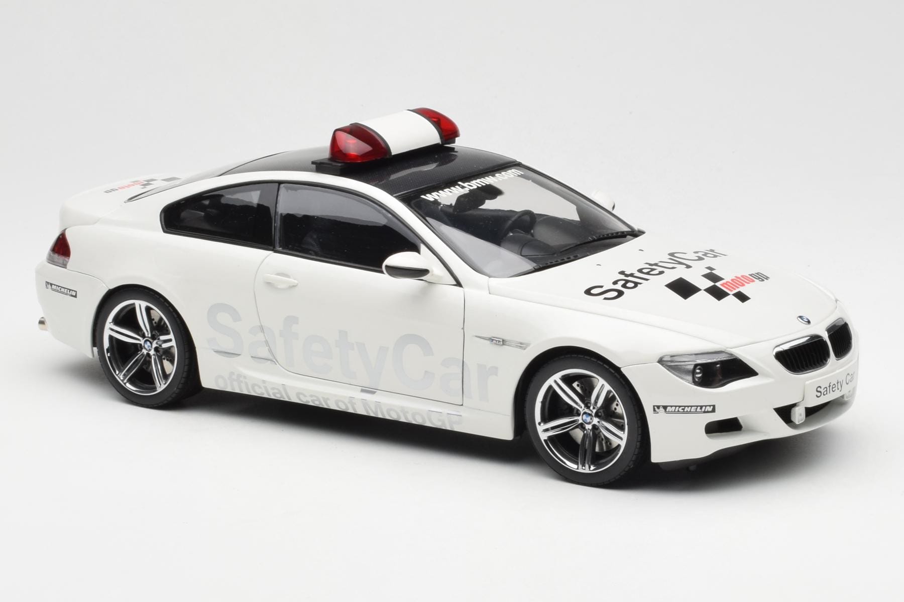 BMW M6 E63 MotoGP Safety Car 2006 Kyosho 1:18 08707GPB Diecast — photo 6 of 8