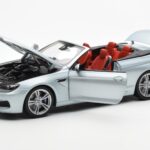 BMW M6 F12 Convertible Silverstone Silver II Paragon 1:18 - image 2 of 8