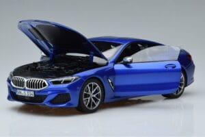 BMW M850i G15 Blue Metallic Norev 1:18 183286 Diecast — photo 2 of 7