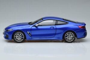 BMW M850i G15 Blue Metallic Norev 1:18 183286 Diecast — photo 4 of 7