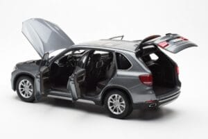 BMW X5 F15 Space Grey Paragon 1:18 80432318988 Diecast — photo 5 of 8