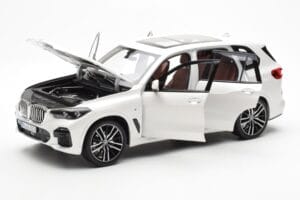 BMW X5 G05 White Paragon 1:18 80432450996 Diecast — photo 2 of 8