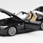 BMW Z4 E89 Spider Black Metallic Kyosho 1:18 08771BK - image 2 of 9