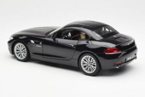 BMW Z4 E89 Spider Black Metallic Kyosho 1:18 08771BK Diecast — photo 8 of 9