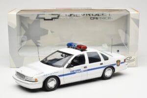 Chevrolet Caprice Cheyenne Police UT Models 1:18 21025 Diecast — photo 6 of 6
