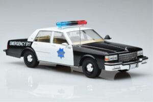 Chevrolet Caprice San Francisco Police Department MCG 1:18 MCG18389 Diecast — photo 4 of 6