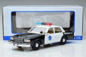 Chevrolet Caprice San Francisco Police Department MCG 1:18 MCG18389 Diecast — photo 6 of 6