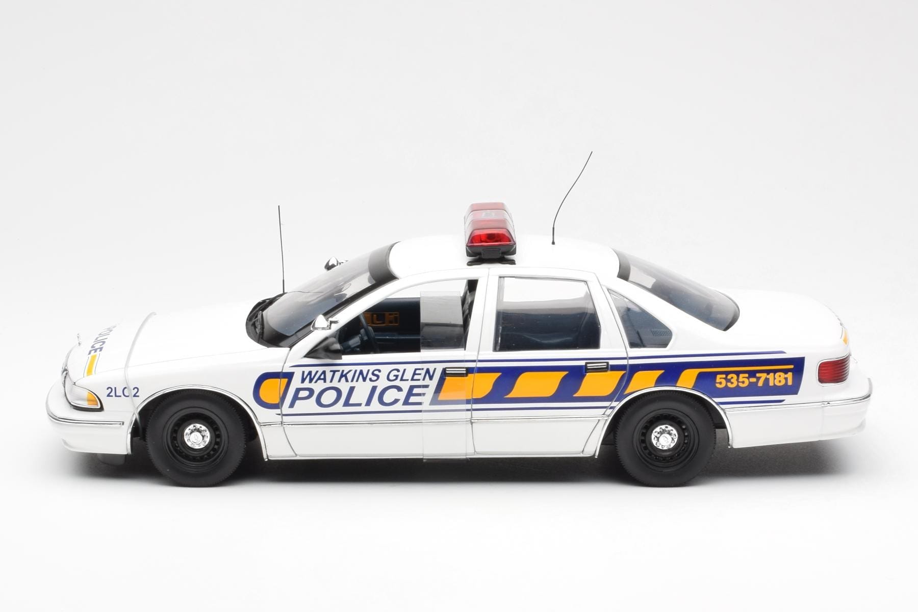 Chevrolet Caprice Watkins Glen Police UT Models 1:18 21028 Diecast — photo 3 of 6