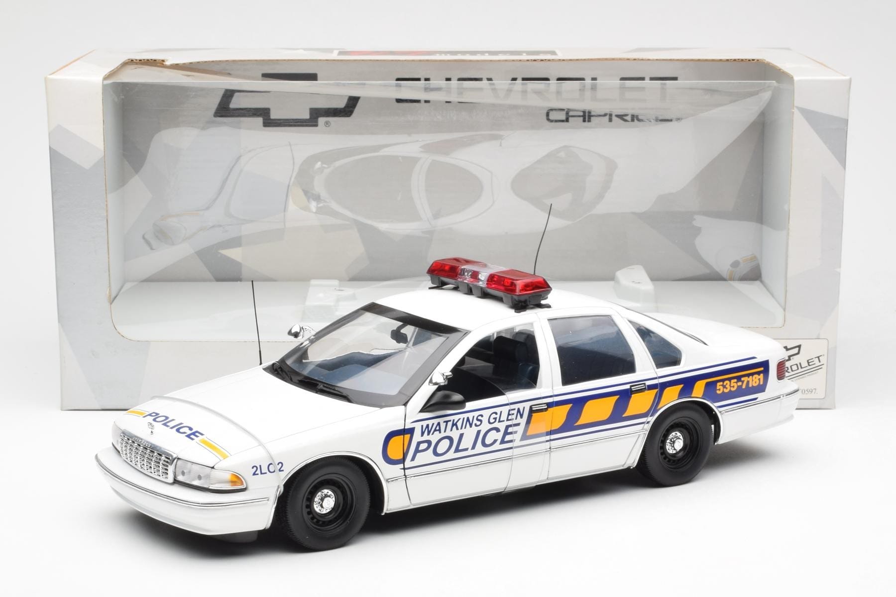 Chevrolet Caprice Watkins Glen Police UT Models 1:18 21028 Diecast — photo 6 of 6