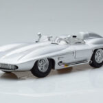 Chevrolet Corvette C1 Stingray Concept AUTOart 1:18
