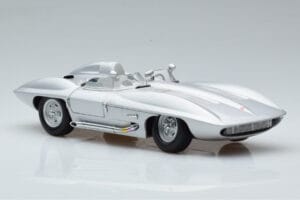 Chevrolet Corvette C1 Stingray Concept AUTOart 1:18 71000 Diecast — photo 6 of 8
