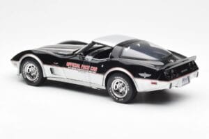 Chevrolet Corvette C3 Pace Car Indianapolis 500 1978 UT Models 1:18 21070 Diecast — photo 5 of 6