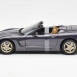 Chevrolet Corvette C5 Convertible Purple Pearl Metallic UT Models 1:18 - image 3 of 6