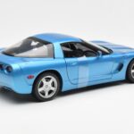 Chevrolet Corvette C5 Blue Metallic UT Models 1:18 - image 2 of 6