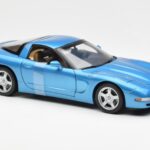 Chevrolet Corvette C5 Blue Metallic UT Models 1:18 - image 4 of 6
