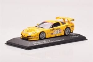 Chevrolet Corvette C5R #3 O. Gavin / J. O'Connell / R. Fellows Sebring 12 Hours 2003 Minichamps 1:43 400031403 Diecast — photo 2 of 4
