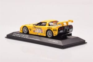 Chevrolet Corvette C5R #3 O. Gavin / J. O'Connell / R. Fellows Sebring 12 Hours 2003 Minichamps 1:43 400031403 Diecast — photo 3 of 4