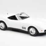 Chevrolet Corvette C3 Convertible Can-Am White Norev 1:18 - image 4 of 6