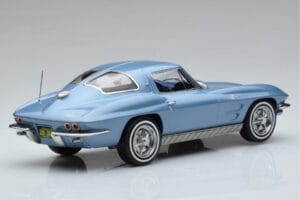 Chevrolet Corvette C2 Sting Ray Blue Norev 1:18 189050 Diecast — photo 2 of 6