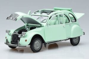 Citroen 2CV 6 Club Green Norev 1:18 181486 Diecast — photo 2 of 7