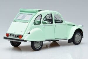 Citroen 2CV 6 Club Green Norev 1:18 181486 Diecast — photo 3 of 7