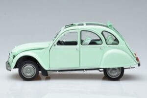 Citroen 2CV 6 Club Green Norev 1:18 181486 Diecast — photo 4 of 7