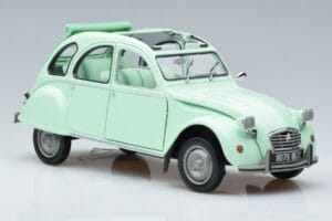 Citroen 2CV 6 Club Green Norev 1:18 181486 Diecast — photo 5 of 7