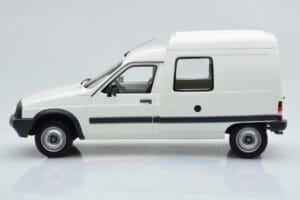 Citroen C15 E White Otto 1:18 OT956B Resin — photo 3 of 6
