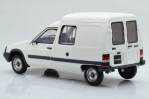 Citroen C15 E White Otto 1:18 OT956B Resin — photo 4 of 6