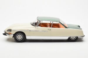 Citroen DS 21 Le Leman Cabriolet Ivory and Green Norev 1:18 181751 Diecast — photo 3 of 6