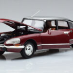 Citroen DS23 Pallas Red Norev 1:18 - image 2 of 7