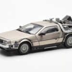 DeLorean DMC-12 Time Machine Back to the Future Silver Sun Star 1:18